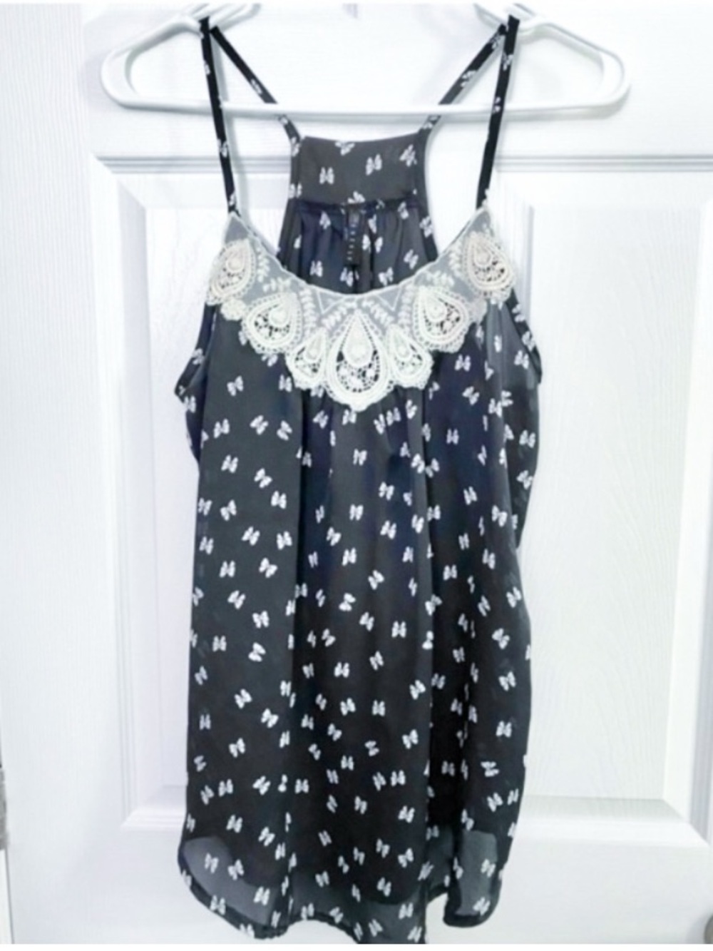 Everly Navy Cami Top with White Bow Print